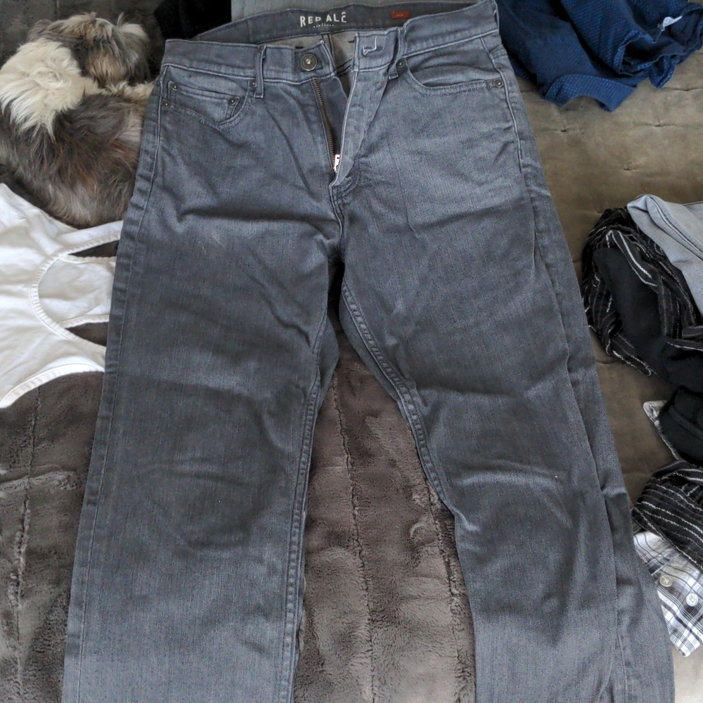 Red ale jeans